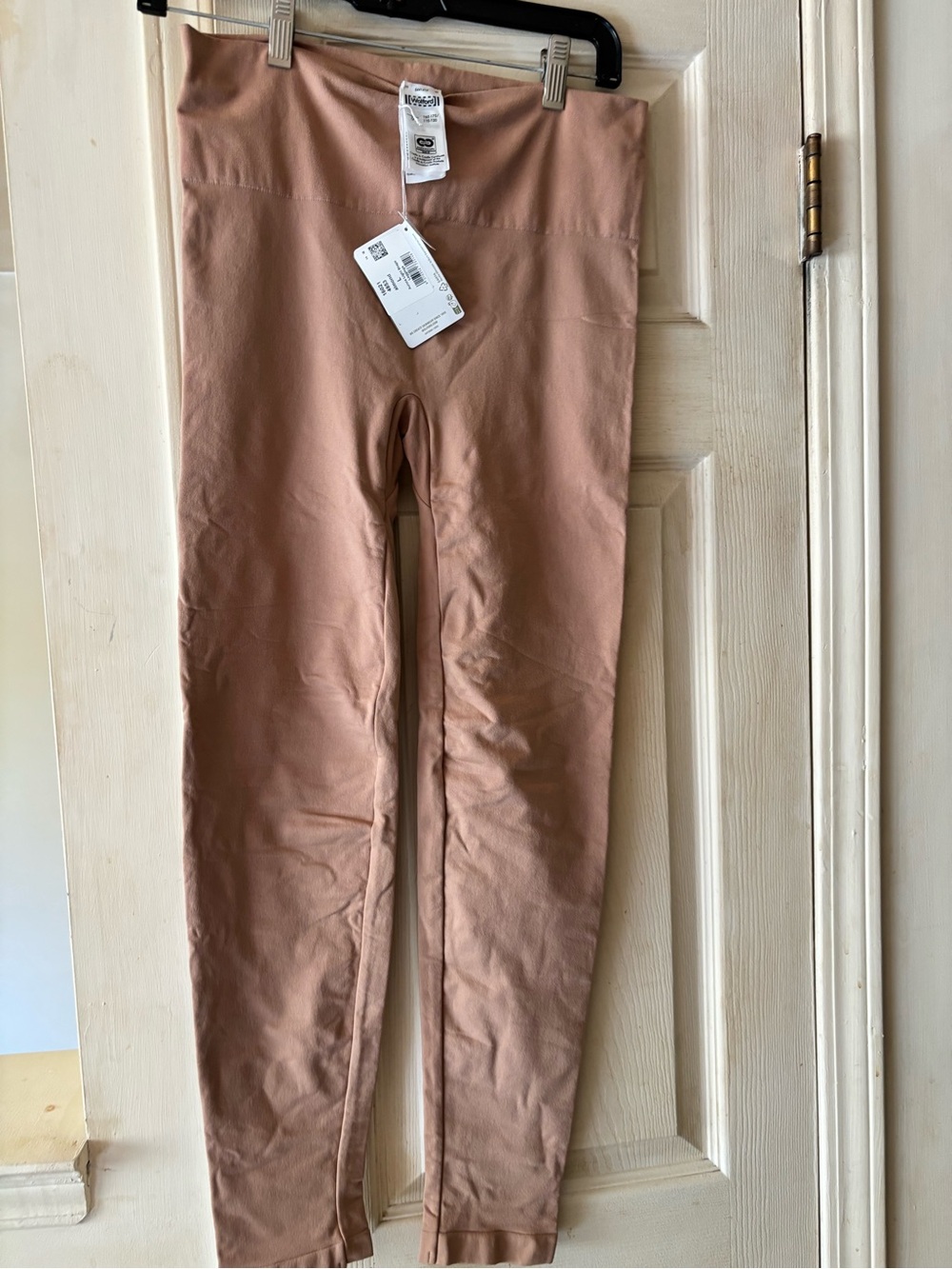 Wolford Women’s Almond color Leggings
